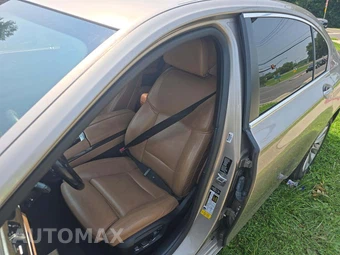 2015 BMW 7 Series Sedan 750Li - miniatura 6