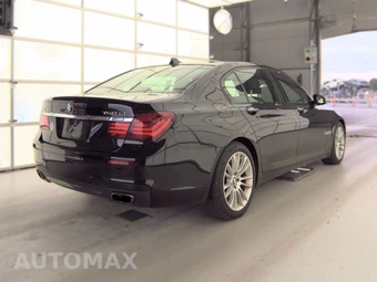 2015 BMW 7 Series Sedan 750Li xDrive M SPORT LINE - miniatura 4