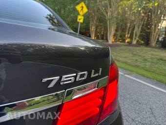2015 BMW 7 Series Sedan 750Li xDrive M SPORT LINE - miniatura 9