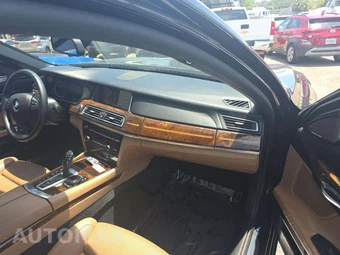 2015 BMW 7 Series Sedan 750Li xDrive M SPORT LINE - miniatura 19