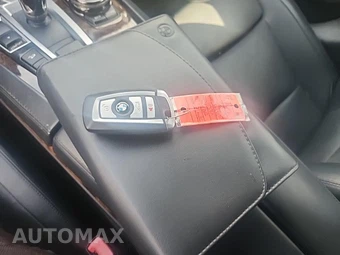 2015 BMW 7 Series Sedan 750Li xDrive M SPORT LINE - miniatura 29
