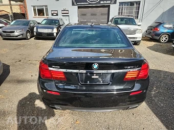 2015 BMW 7 Series Sedan 750Li xDrive M SPORT LINE - miniatura 5