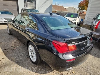 2015 BMW 7 Series Sedan 750Li xDrive M SPORT LINE - miniatura 6