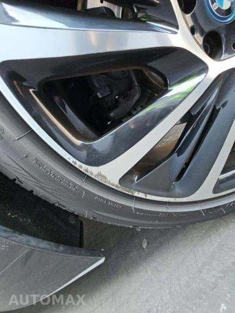 2015 BMW i8 GIGA WORLD – miniatura 25
