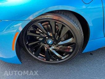 2015 BMW i8 GIGA WORLD - miniatura 14