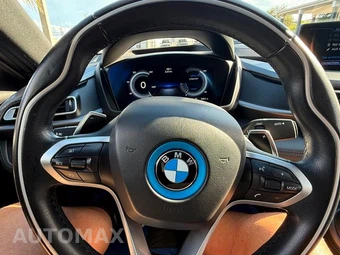 2015 BMW i8 GIGA WORLD - miniatura 29
