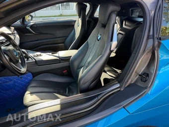 2015 BMW i8 GIGA WORLD - miniatura 3