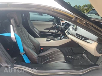 2015 BMW i8 TERA WORLD - miniatura 14