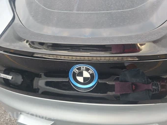 2015 BMW i8 TERA WORLD - miniatura 23