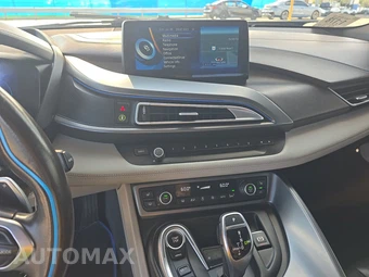 2015 BMW i8 TERA WORLD - miniatura 11