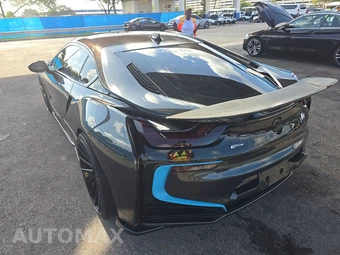 2015 BMW i8 TERA WORLD - miniatura 6