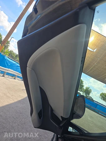 2015 BMW i8 TERA WORLD - miniatura 9