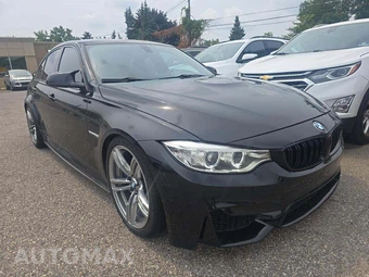2015 BMW M3 Sedan - miniatura 4