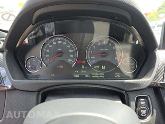 2015 BMW M3 Sedan – miniatura 9