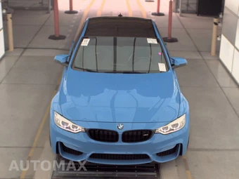 2015 BMW M3 Sedan - miniatura 2