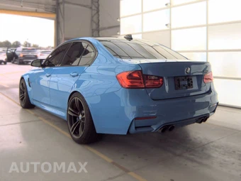 2015 BMW M3 Sedan - miniatura 6