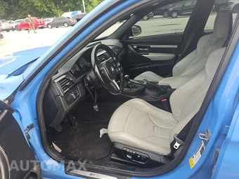 2015 BMW M3 Sedan - miniatura 7