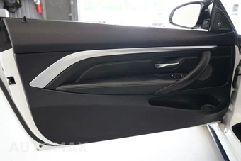 2015 BMW M4 Coupe - miniatura 12