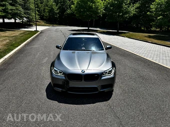 2015 BMW M5 Sedan - miniatura 16