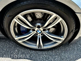 2015 BMW M5 Sedan - miniatura 19