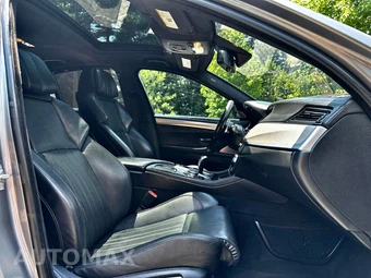 2015 BMW M5 Sedan - miniatura 32