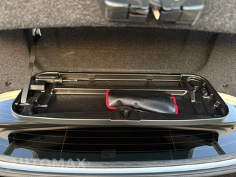 2015 BMW M5 Sedan - miniatura 35