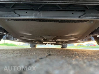 2015 BMW M5 Sedan - miniatura 47