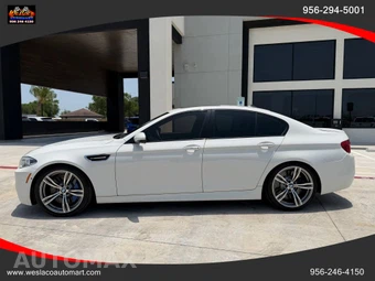 2015 BMW M5 Sedan - miniatura 2