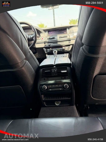 2015 BMW M5 Sedan - miniatura 21