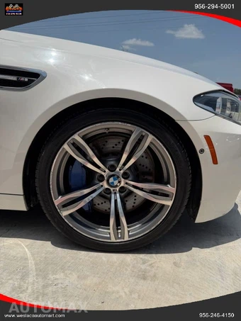 2015 BMW M5 Sedan - miniatura 27