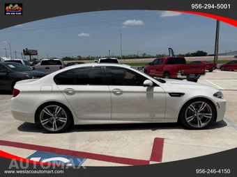 2015 BMW M5 Sedan - miniatura 8