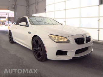 2015 BMW M6 Coupe - miniatura 3