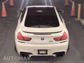 2015 BMW M6 Coupe - miniatura 5