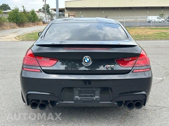 2015 BMW M6 Coupe - miniatura 6