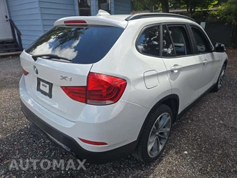 2015 BMW X1 Sports Activity Vehicle sDrive28i SPORT LINE - miniatura 3