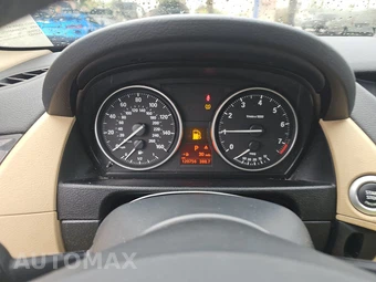 2015 BMW X1 Sports Activity Vehicle sDrive28i - miniatura 12