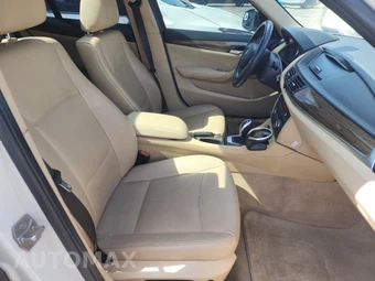 2015 BMW X1 Sports Activity Vehicle sDrive28i - miniatura 8