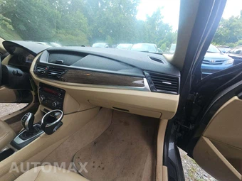 2015 BMW X1 Sports Activity Vehicle sDrive28i – miniatura 19