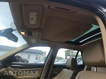 2015 BMW X1 Sports Activity Vehicle sDrive28i – miniatura 21