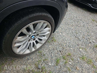2015 BMW X1 Sports Activity Vehicle sDrive28i – miniatura 27