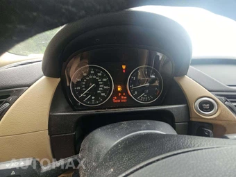 2015 BMW X1 Sports Activity Vehicle sDrive28i – miniatura 9