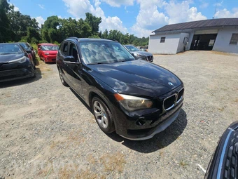 2015 BMW X1 Sports Activity Vehicle sDrive28i - miniatura 4