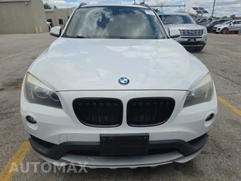 2015 BMW X1 Sports Activity Vehicle sDrive28i - miniatura 2