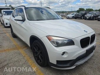 2015 BMW X1 Sports Activity Vehicle sDrive28i - miniatura 3