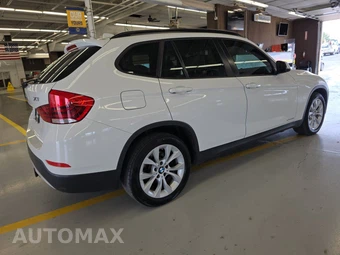 2015 BMW X1 Sports Activity Vehicle xDrive28i - miniatura 4