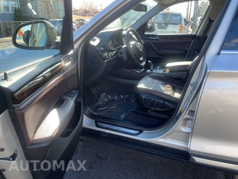 2015 BMW X3 Sports Activity Vehicle xDrive28i XLINE - miniatura 26
