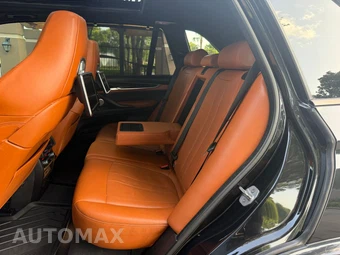 2015 BMW X5 M Sports Activity Vehicle - miniatura 25