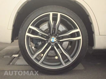 2015 BMW X5 M Sports Activity Vehicle - miniatura 11