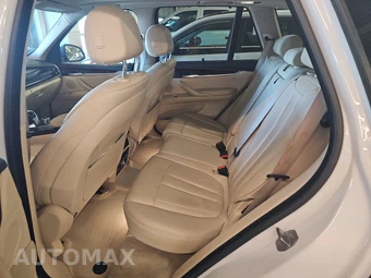 2015 BMW X5 Sports Activity Vehicle xDrive35d - miniatura 13