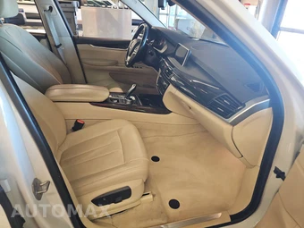 2015 BMW X5 Sports Activity Vehicle xDrive35d - miniatura 8